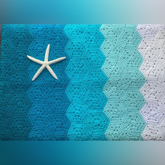 Handcrafted Beach Baby Blanket - Picture 3 of 6